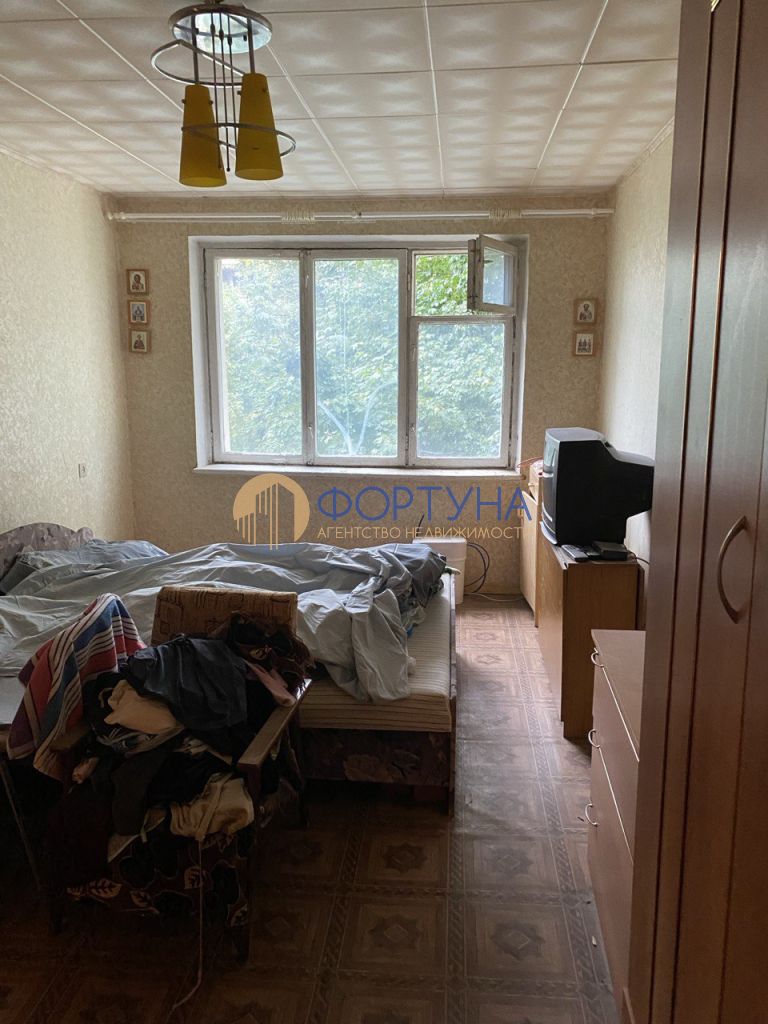 Продажа 3-комнатной квартиры, Белгород, Садовая ул,  65а