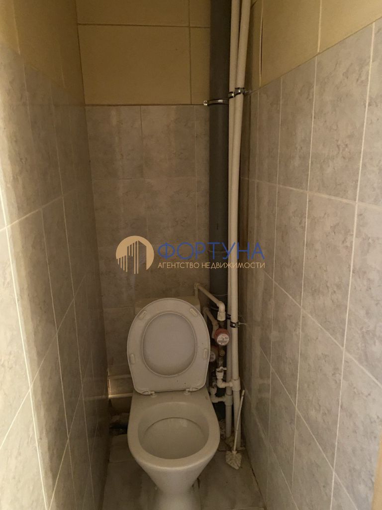 Продажа 3-комнатной квартиры, Белгород, Садовая ул,  65а