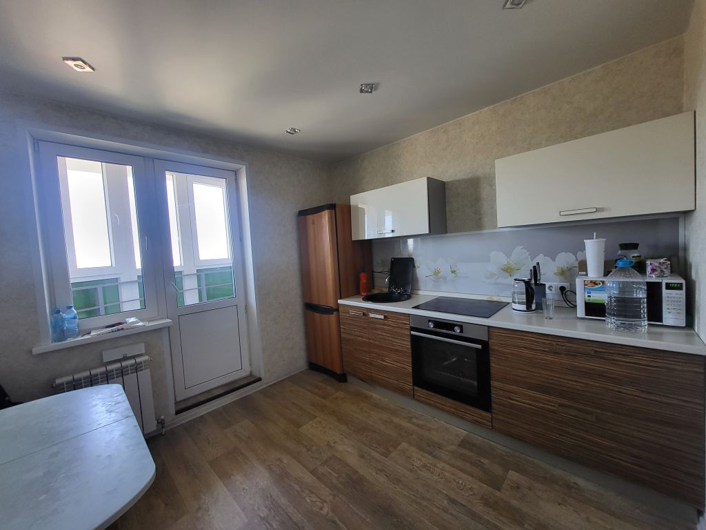 Продажа 2-комнатной квартиры, Иваново, Революционная ул,  36к2