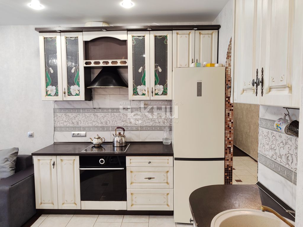 Продажа 2-комнатной квартиры, Нижний Новгород, Волжская наб,  8к1