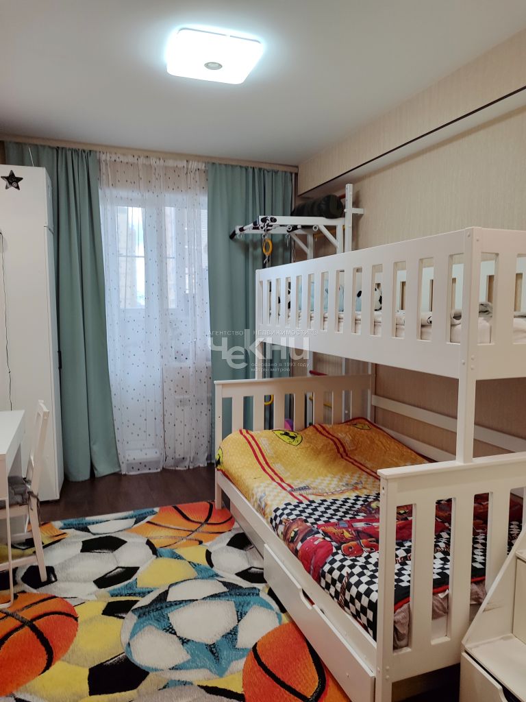 Продажа 2-комнатной квартиры, Нижний Новгород, Волжская наб,  8к1