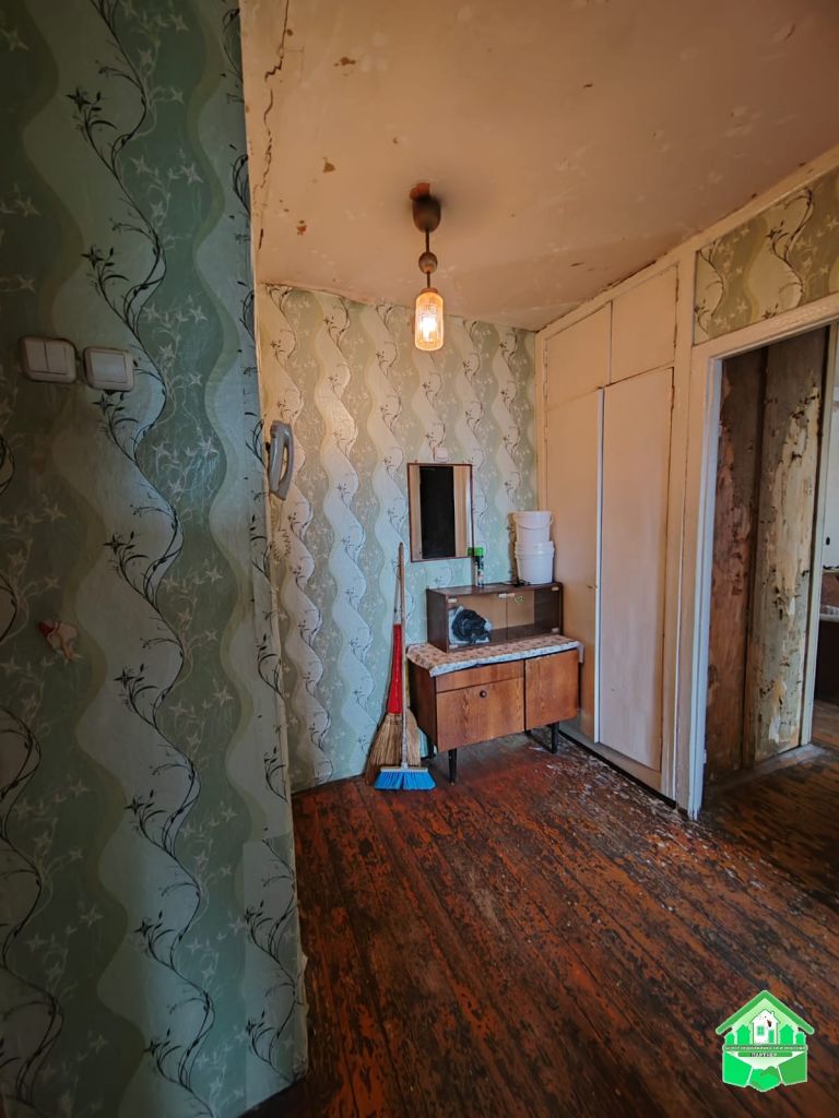 Продажа 4-комнатной квартиры, Ярославль, Матросова проезд,  8