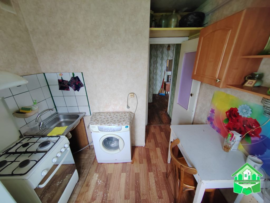 Продажа 4-комнатной квартиры, Ярославль, Матросова проезд,  8