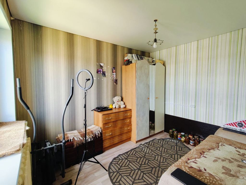 Продажа 4-комнатной квартиры, Новомосковск, Маяковского ул,  6