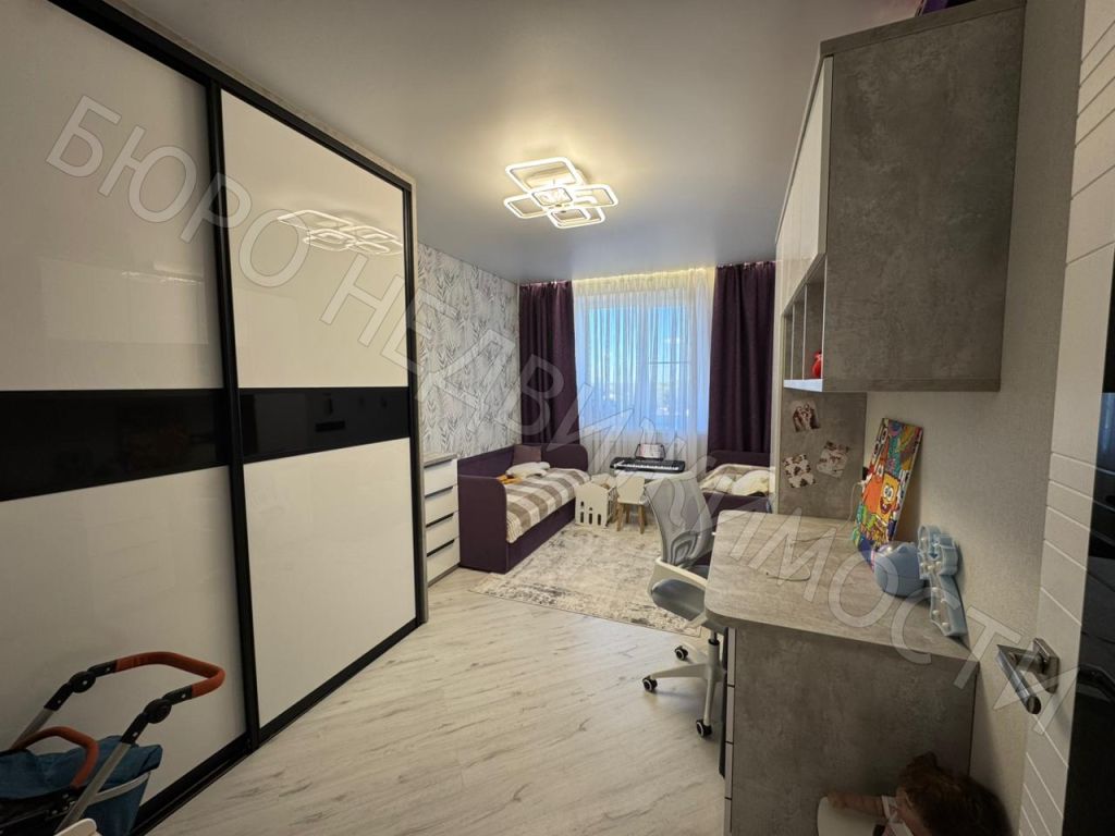 Продажа 3-комнатной квартиры, Балашов, Ленина ул,  36А