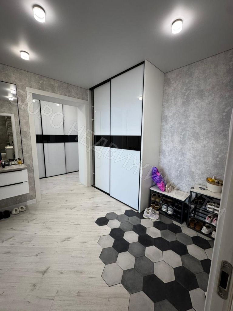 Продажа 3-комнатной квартиры, Балашов, Ленина ул,  36А