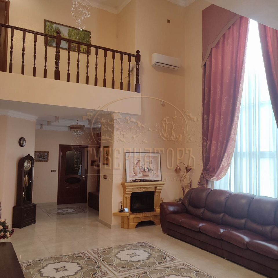 Продажа дома, 667м <sup>2</sup>, 10 сот., Тверь, Новочеркасская ул