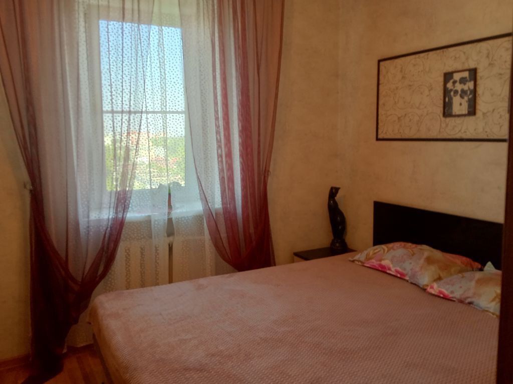 Продажа 3-комнатной квартиры, Батайск, Герцена ул,  35