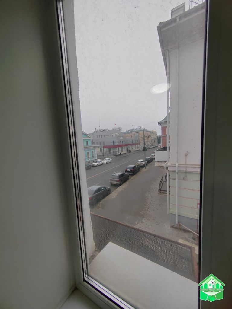 Продажа 6-комнатной квартиры, Ярославль, Октября пр-кт,  11