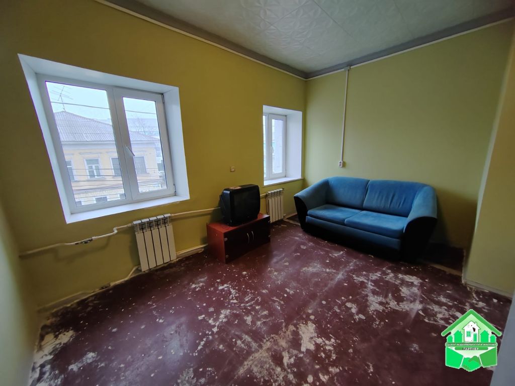 Продажа 6-комнатной квартиры, Ярославль, Октября пр-кт,  11