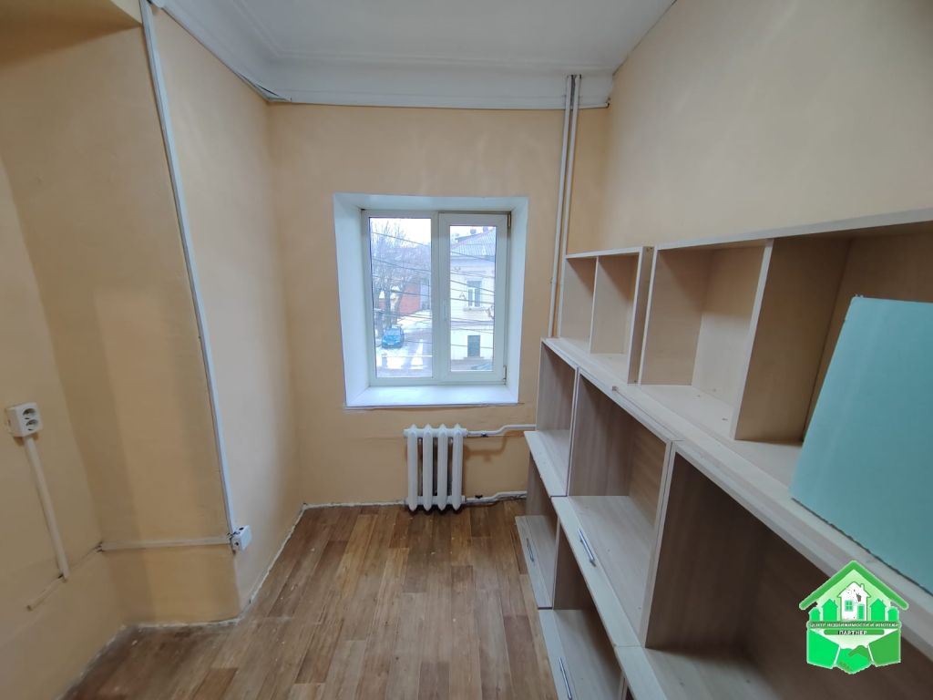 Продажа 6-комнатной квартиры, Ярославль, Октября пр-кт,  11