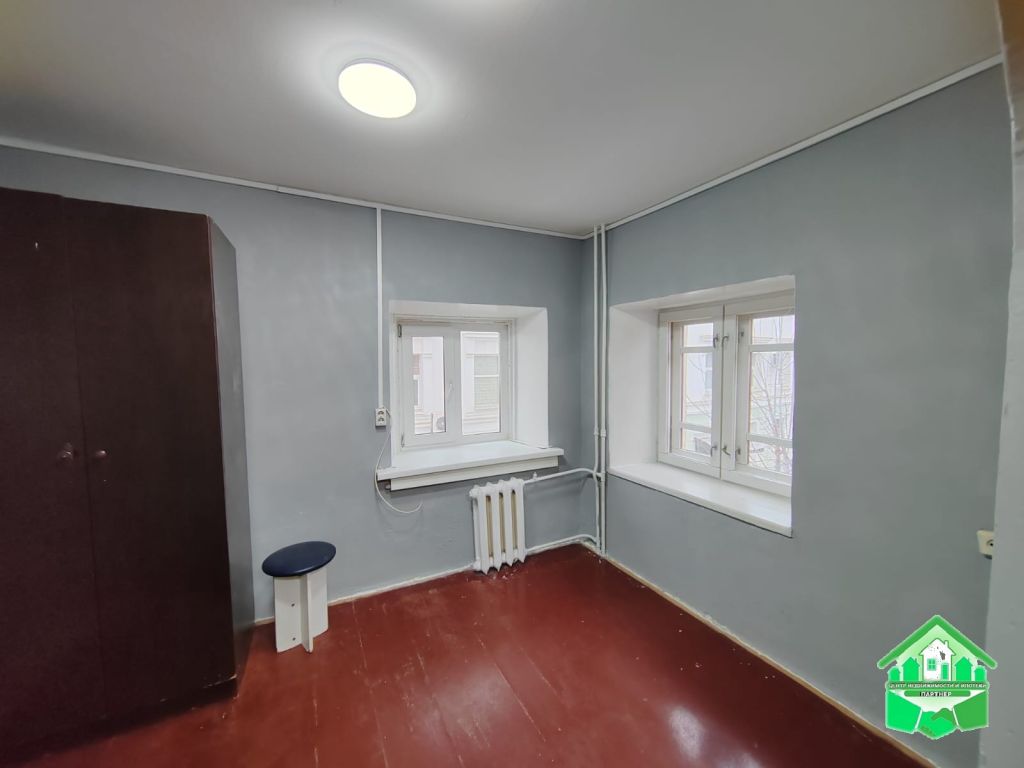 Продажа 6-комнатной квартиры, Ярославль, Октября пр-кт,  11