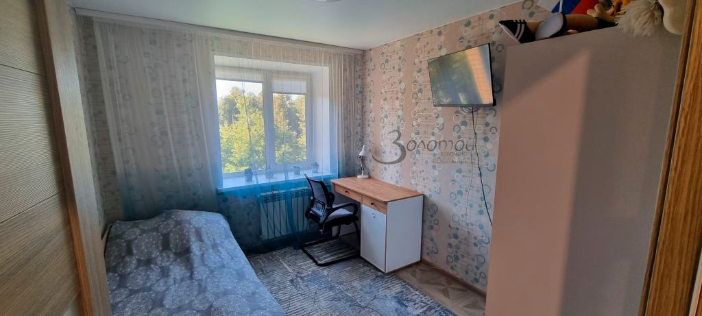 Продажа 4-комнатной квартиры, Нижний Новгород, Ильича пр-кт,  56к2 