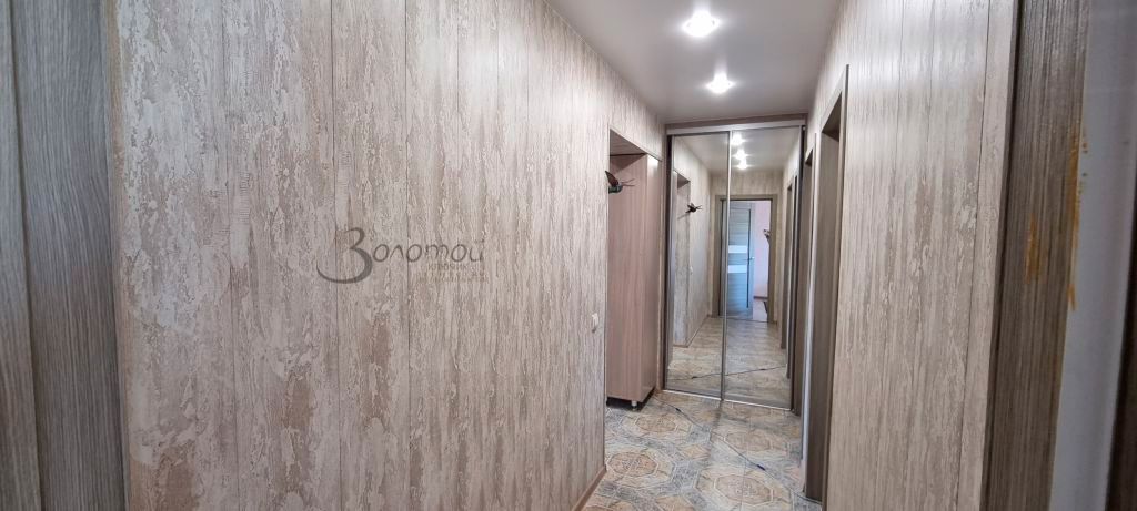 Продажа 4-комнатной квартиры, Нижний Новгород, Ильича пр-кт,  56к2 