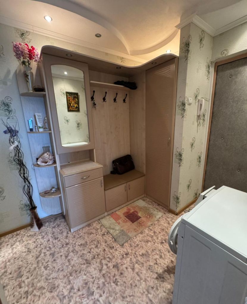 Продажа 2-комнатной квартиры, Китово, Центральная Улица,  111