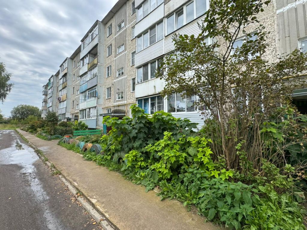 Продажа 2-комнатной квартиры, Китово, Центральная Улица,  111