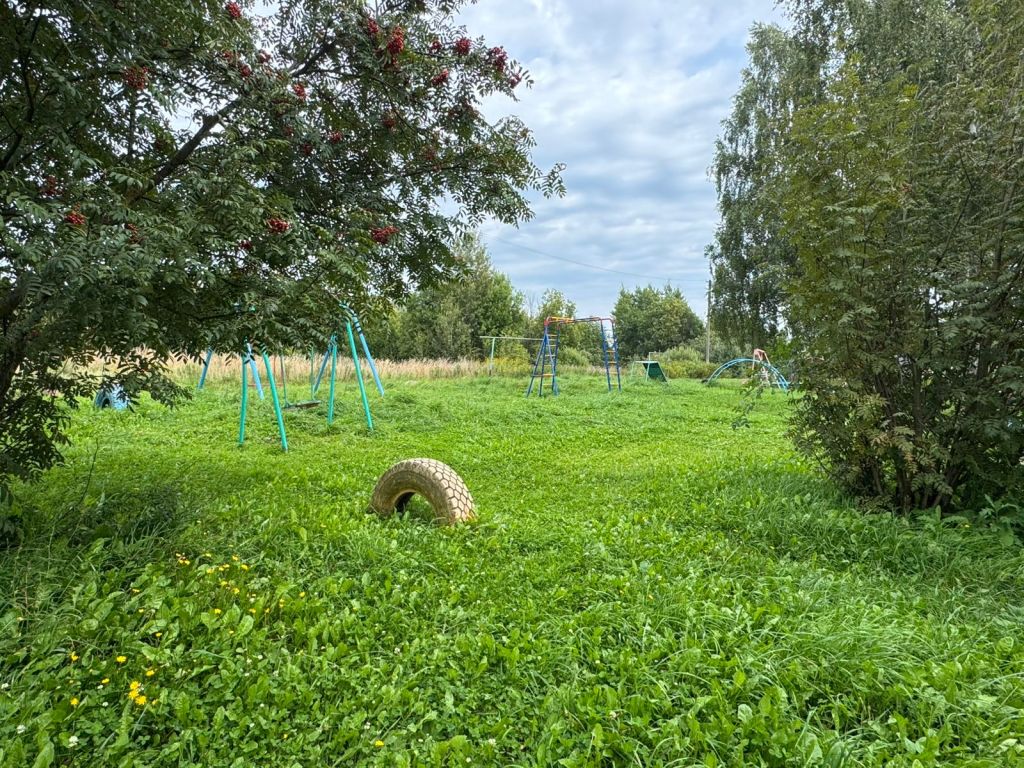 Продажа 2-комнатной квартиры, Китово, Центральная Улица,  111