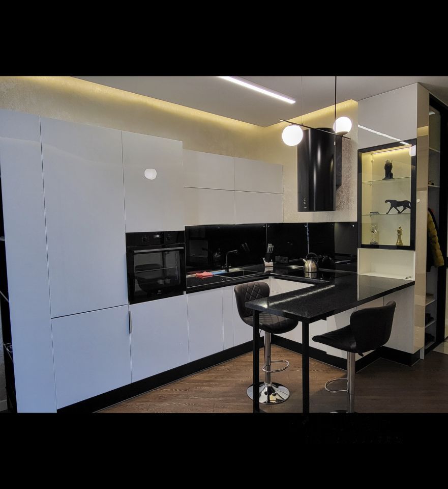 Продажа 2-комнатной квартиры, Саратов, Славянская пл,  2