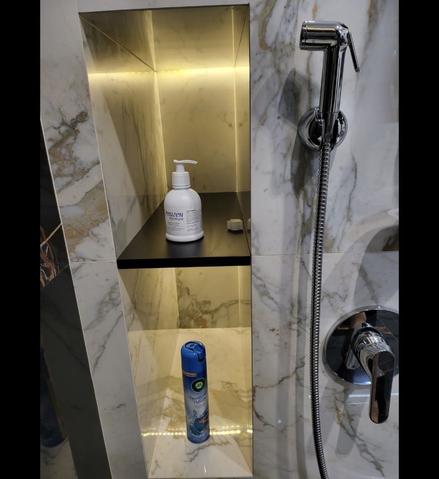 Продажа 2-комнатной квартиры, Саратов, Славянская пл,  2