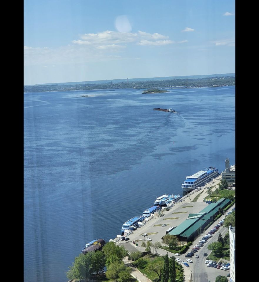 Продажа 2-комнатной квартиры, Саратов, Славянская пл,  2