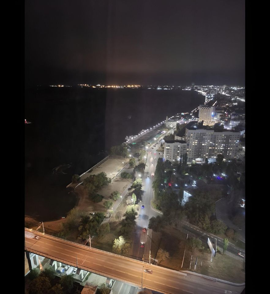 Продажа 2-комнатной квартиры, Саратов, Славянская пл,  2