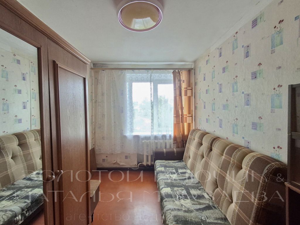 Продажа 3-комнатной квартиры, Каликино, Октябрьская,  17