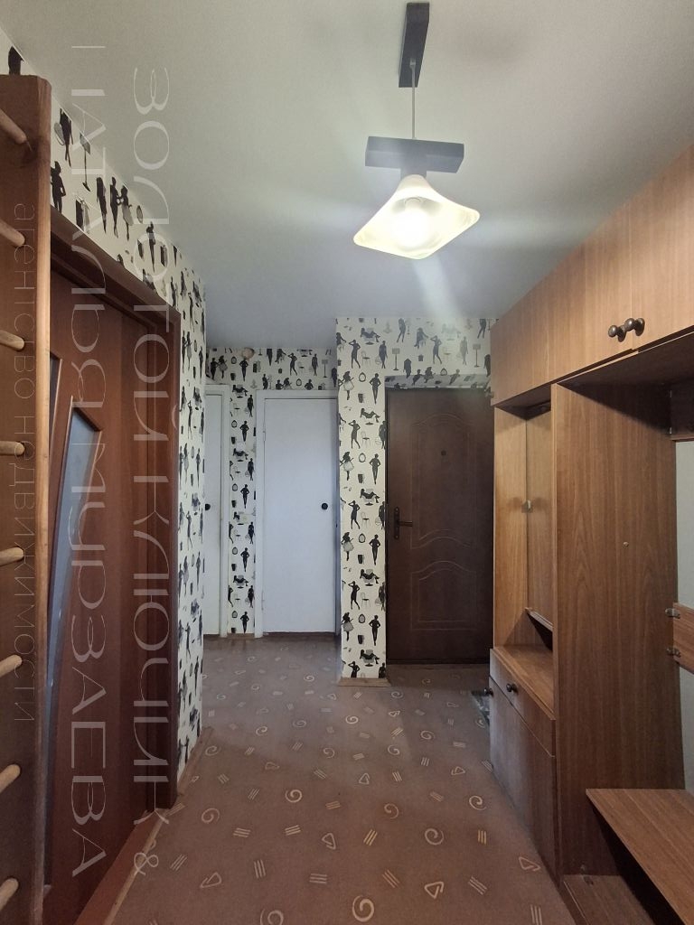 Продажа 3-комнатной квартиры, Каликино, Октябрьская,  17