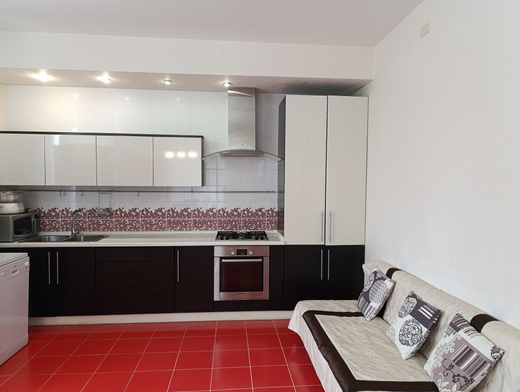 Продажа дома, 180м <sup>2</sup>, 5 сот., Кострома, Силикатная ул,  6а