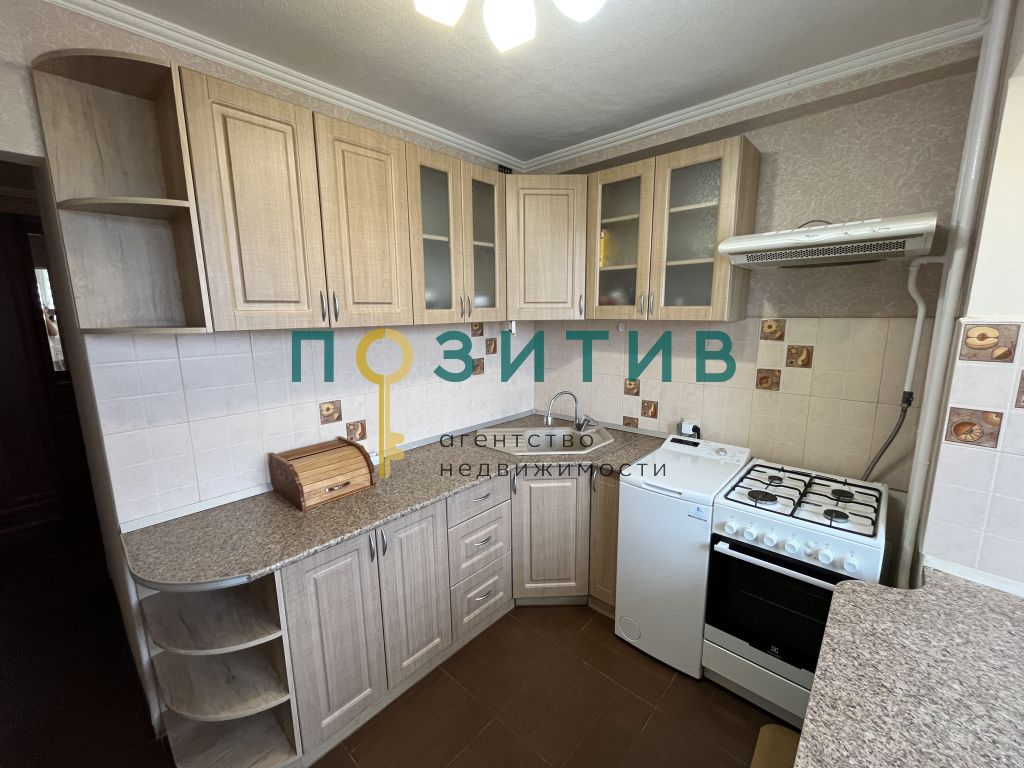 Продажа 2-комнатной квартиры, Ессентуки, Октябрьская ул,  444