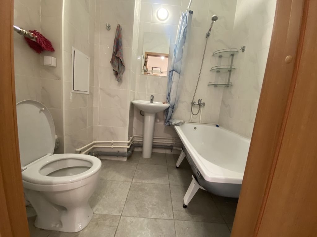 Продажа 2-комнатной квартиры, Новинки, 2-я Дорожная ул,  1