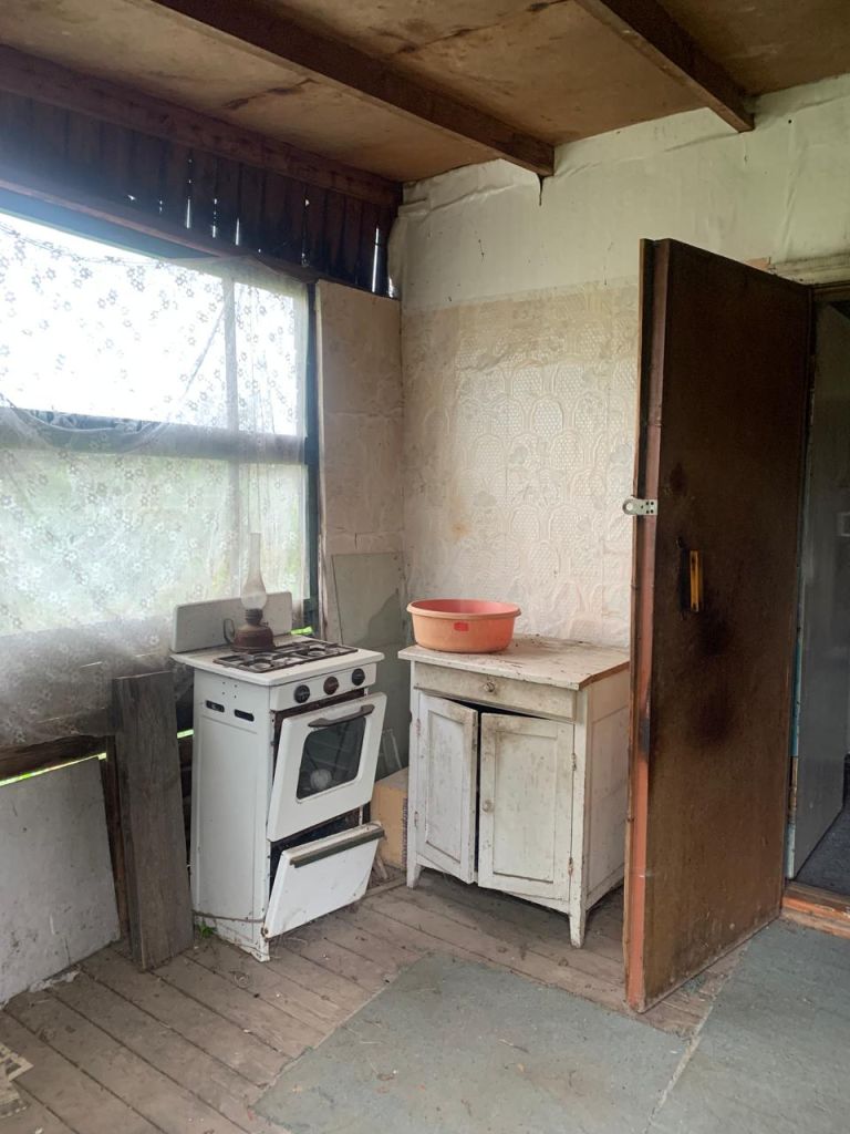 Продажа 3-комнатной квартиры, Бережок