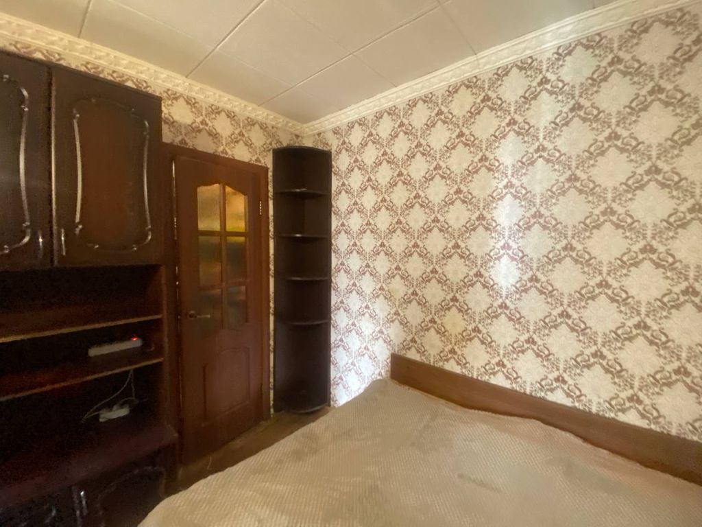 Продажа 2-комнатной квартиры, Нижний Новгород, Октябрьской Революции ул,  18