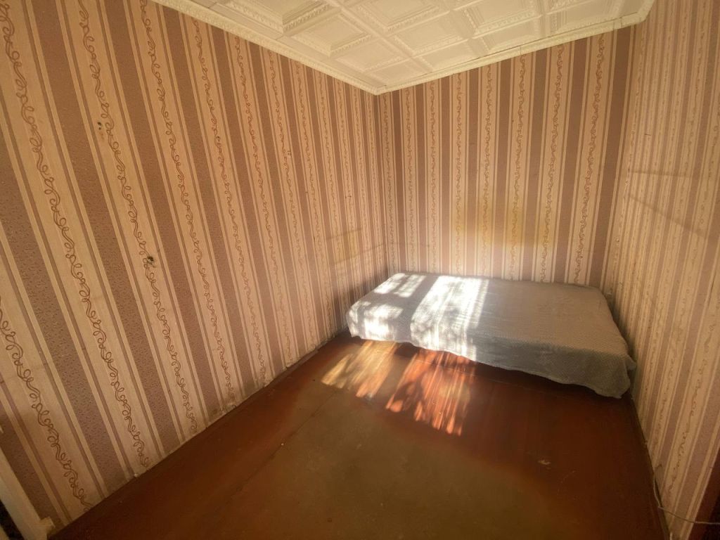 Продажа 2-комнатной квартиры, Нижний Новгород, Октябрьской Революции ул,  18