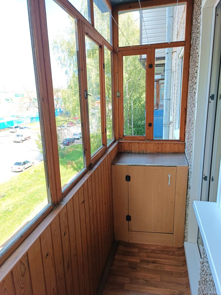 Продажа 2-комнатной квартиры, Ярославль, Дзержинского пр-кт,  27