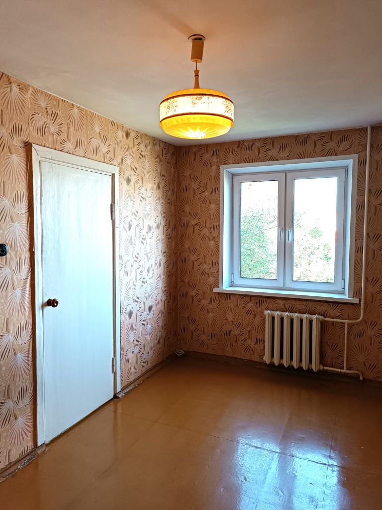 Продажа 2-комнатной квартиры, Ярославль, Дзержинского пр-кт,  27