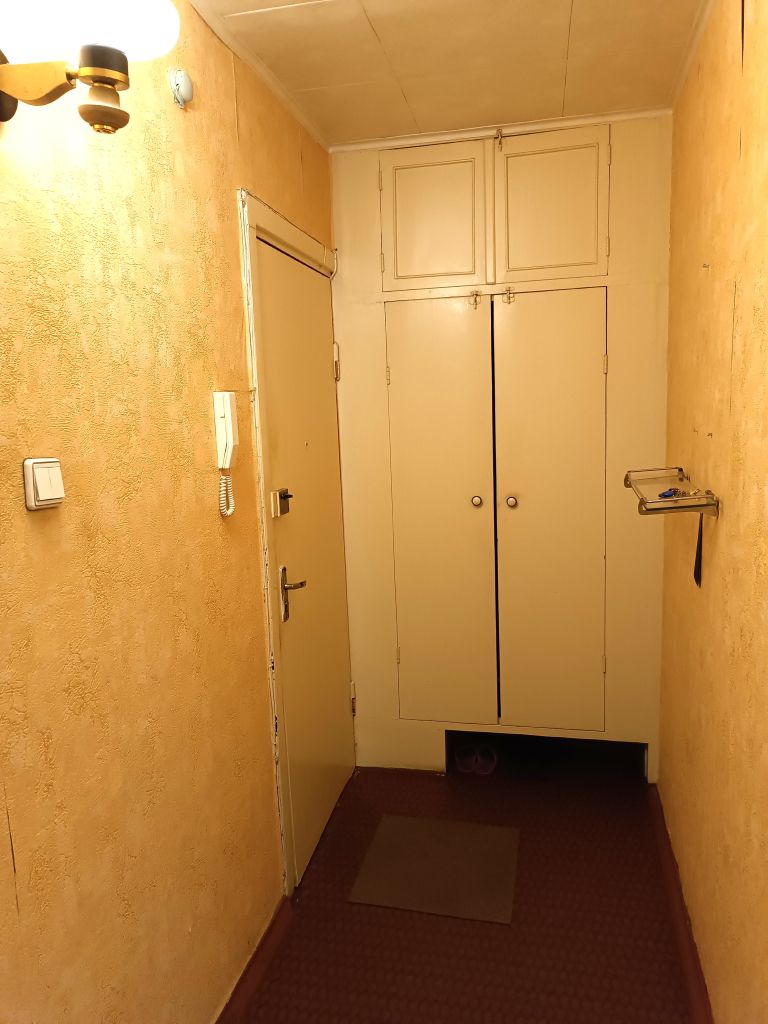 Продажа 2-комнатной квартиры, Ярославль, Дзержинского пр-кт,  27