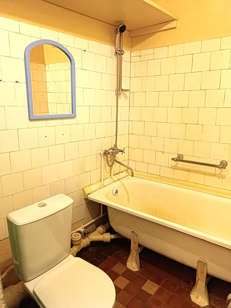 Продажа 2-комнатной квартиры, Ярославль, Дзержинского пр-кт,  27