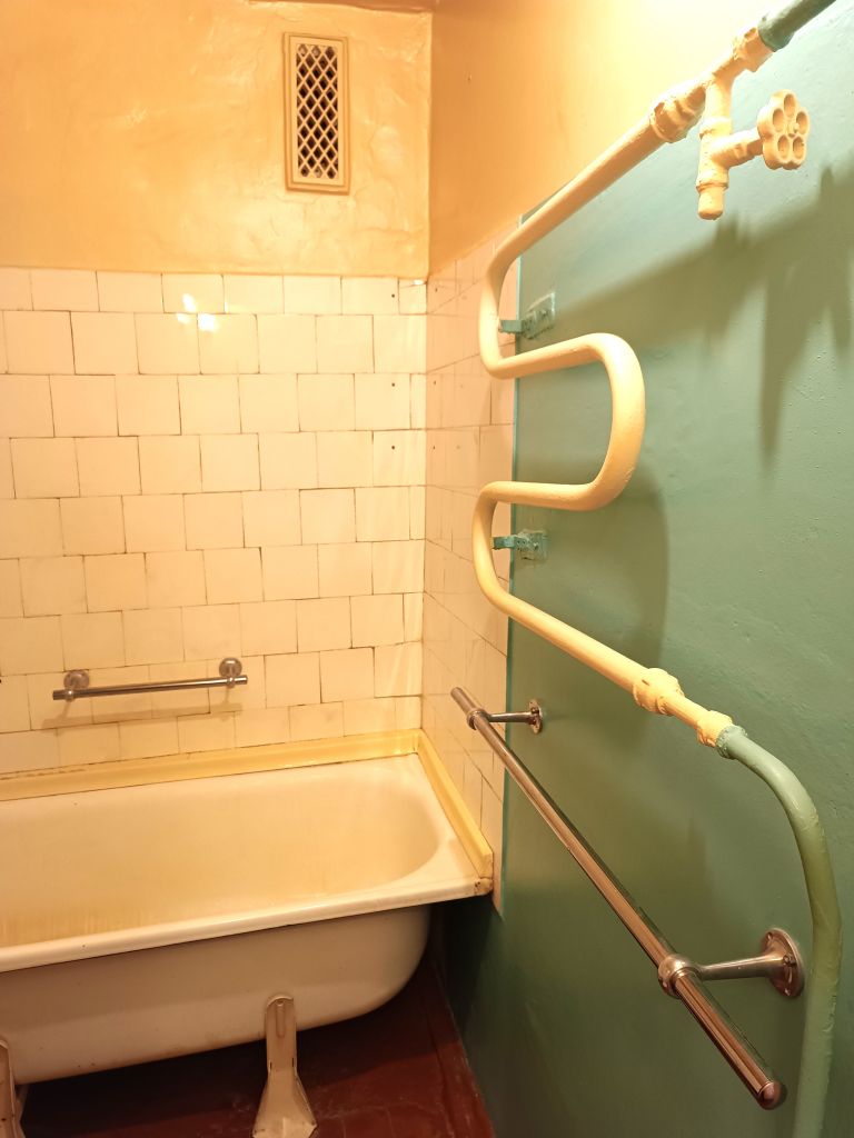 Продажа 2-комнатной квартиры, Ярославль, Дзержинского пр-кт,  27