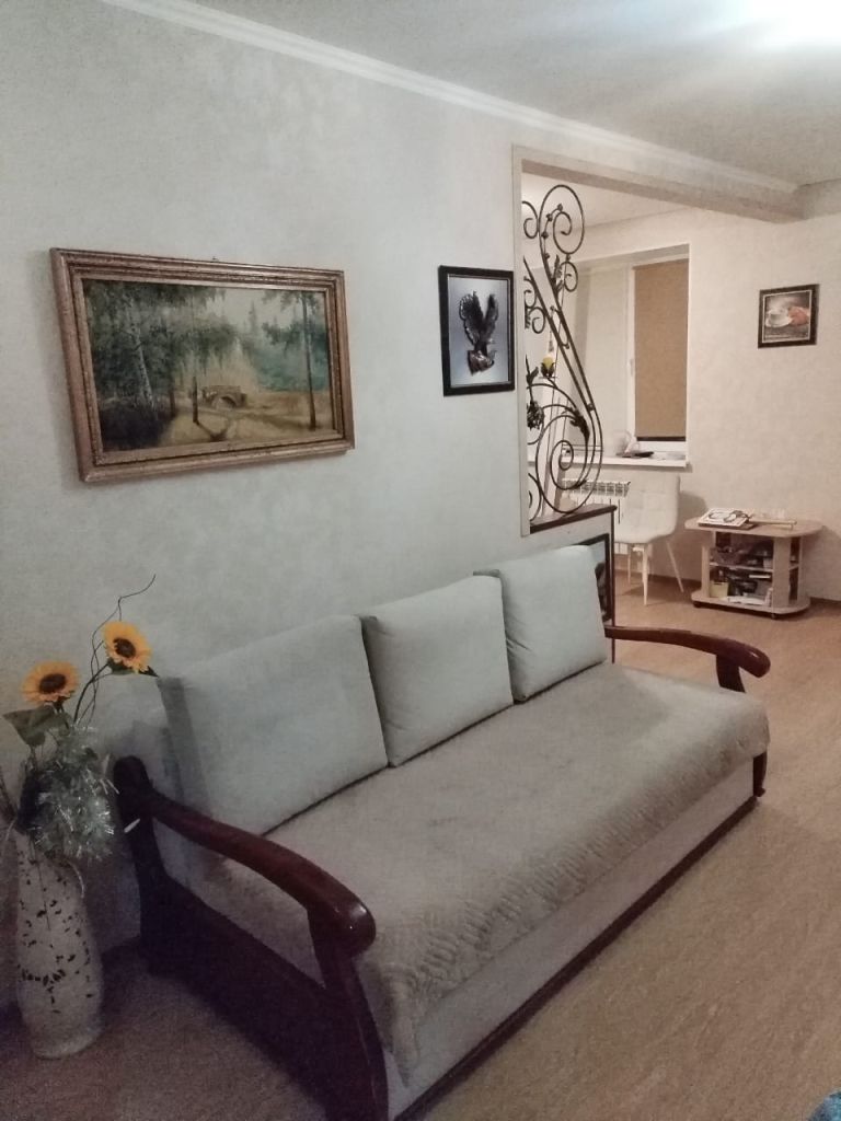 Продажа 2-комнатной квартиры, Новомосковск, Трудовые Резервы ул,  64 к9