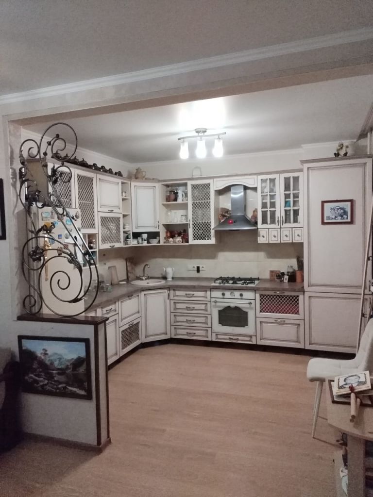 Продажа 2-комнатной квартиры, Новомосковск, Трудовые Резервы ул,  64 к9
