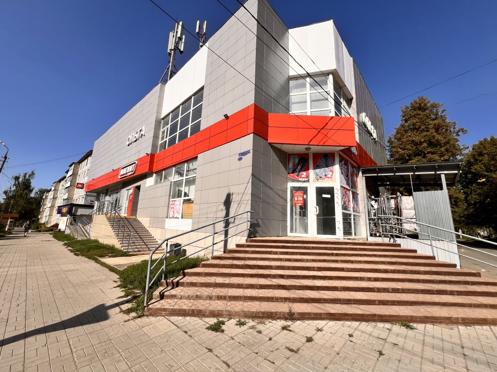 Аренда коммерческой недвижимости, 400м <sup>2</sup>, Новомосковск, Парковая ул,  10А