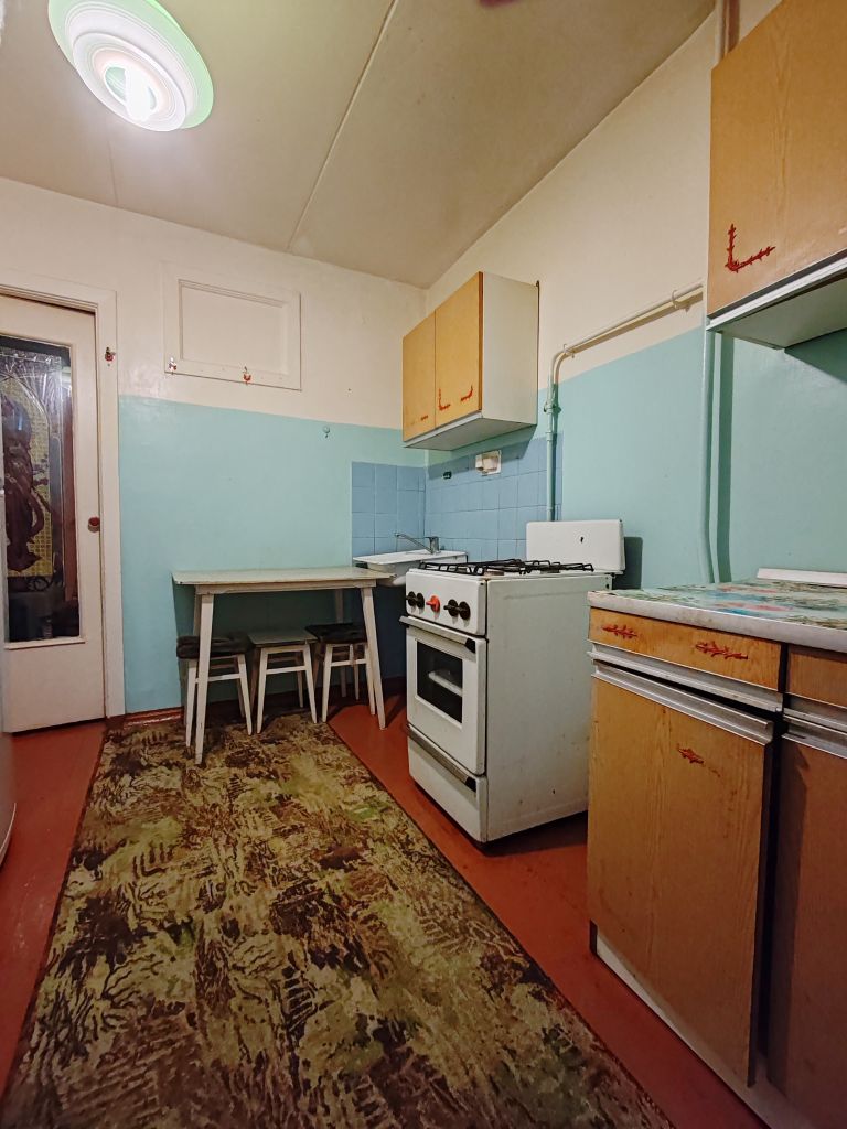 Продажа 3-комнатной квартиры, Саров, Александровича ул,  43