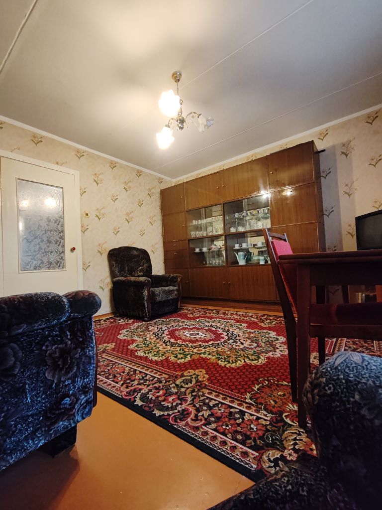 Продажа 3-комнатной квартиры, Саров, Александровича ул,  43