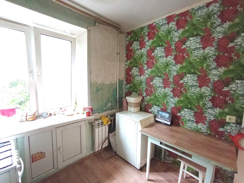 Продажа 2-комнатной квартиры, Казань, Революционная ул,  49