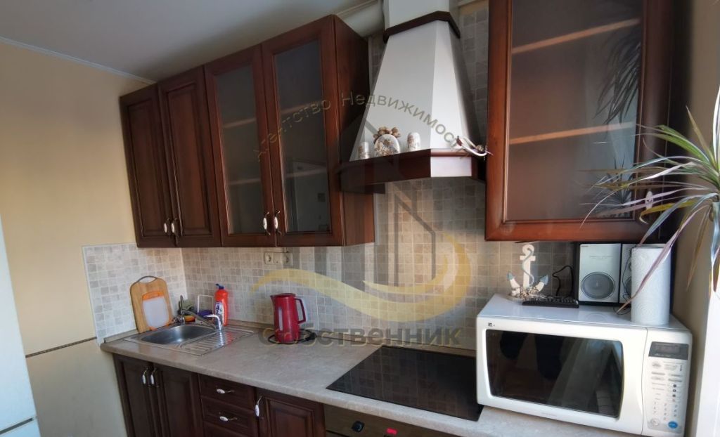 Аренда 2-комнатной квартиры, Старый Оскол, Восточный мкр,  1Б