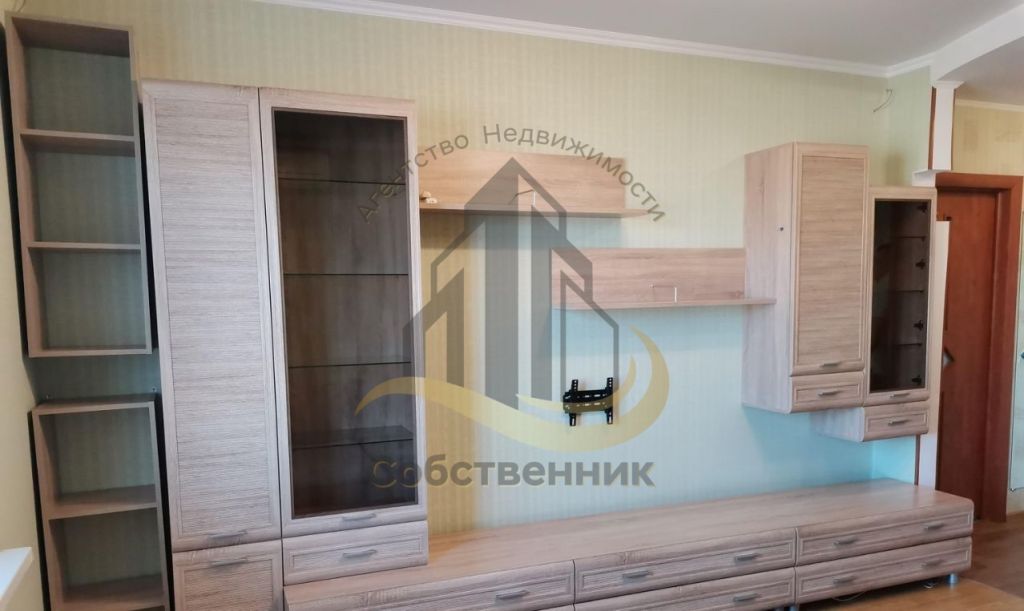 Аренда 2-комнатной квартиры, Старый Оскол, Восточный мкр,  1Б