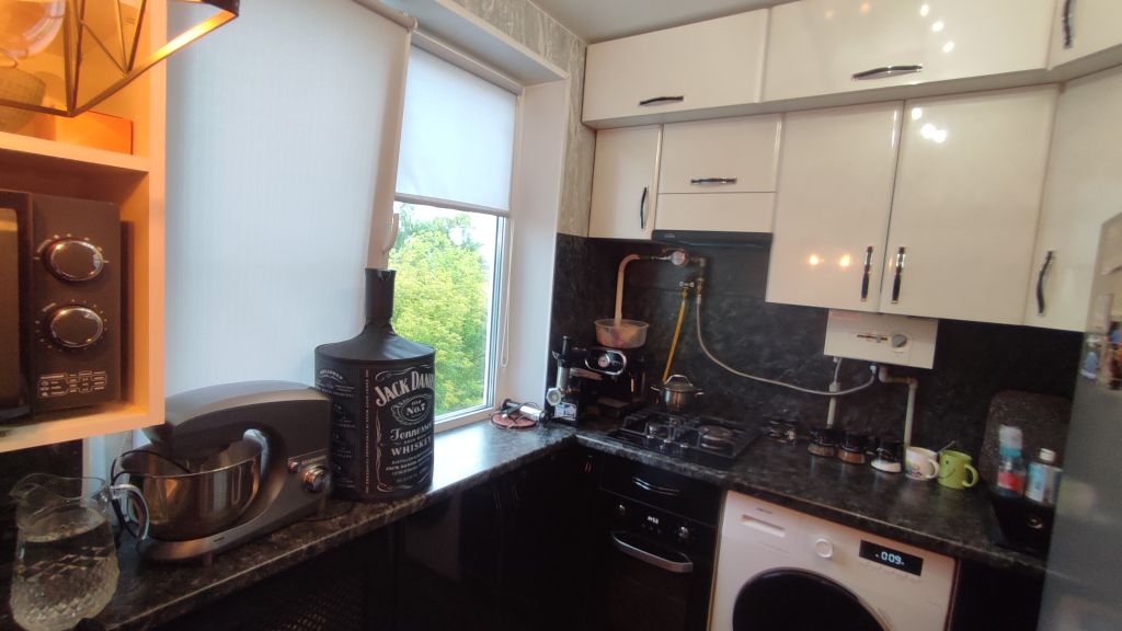 Продажа 2-комнатной квартиры, Дзержинск, Матросова ул,  10