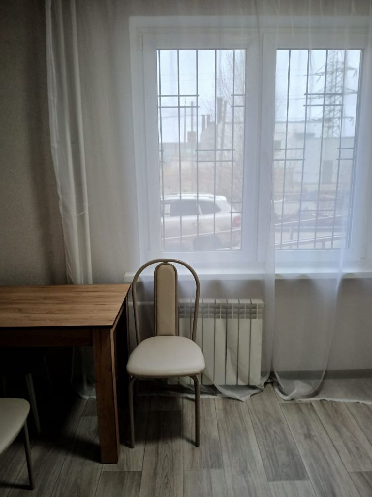 Продажа 1-комнатной квартиры, Энгельс, Химиков пр-кт,  3/28