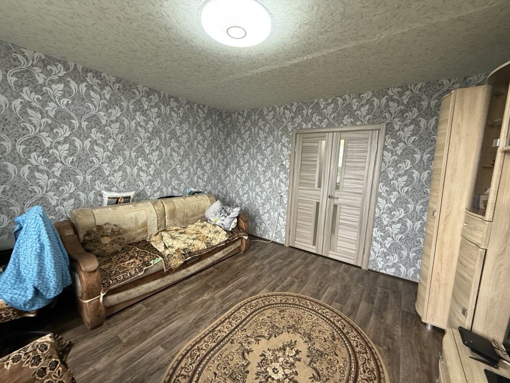 Продажа 2-комнатной квартиры, Заволжье, Весенняя ул,  1