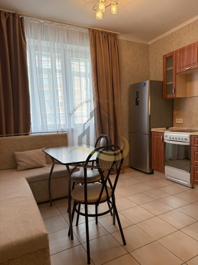 Аренда 1-комнатной квартиры, Старый Оскол, Степной мкр,  18